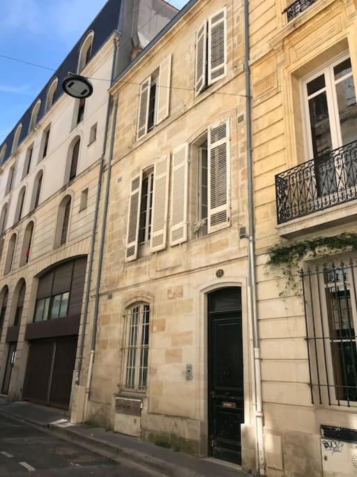 Studio Calme Au Centre De Bordeaux Exterior photo