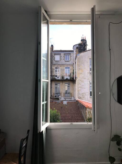 Studio Calme Au Centre De Bordeaux Exterior photo